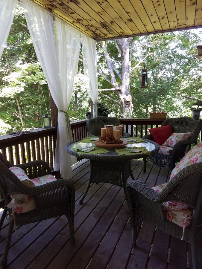 The Perkins House Bed & Breakfast Cornish ภายนอก รูปภาพ
