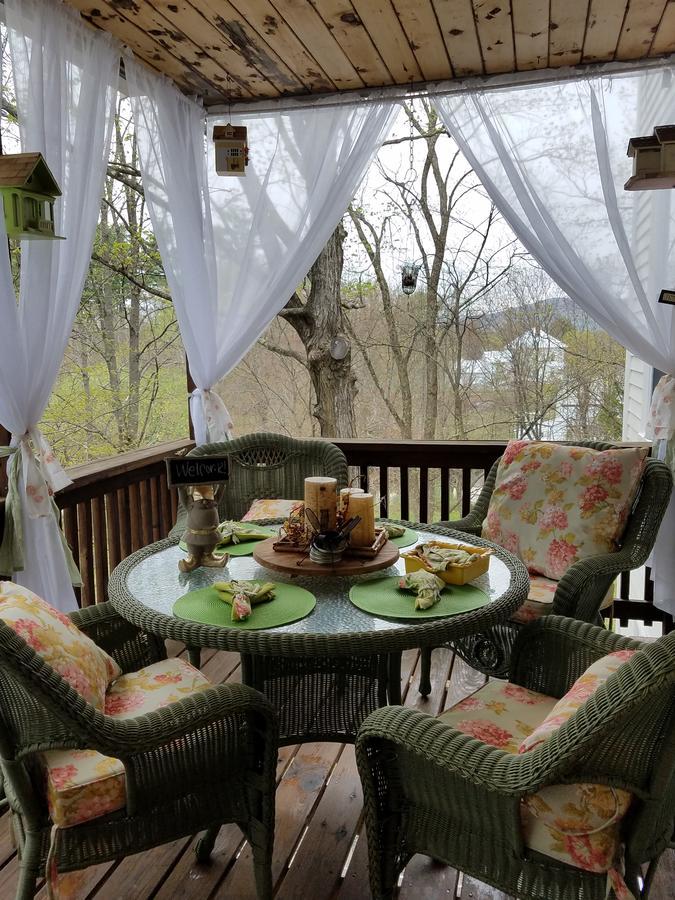The Perkins House Bed & Breakfast Cornish ภายนอก รูปภาพ